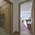 아파트 Allod Brattas -